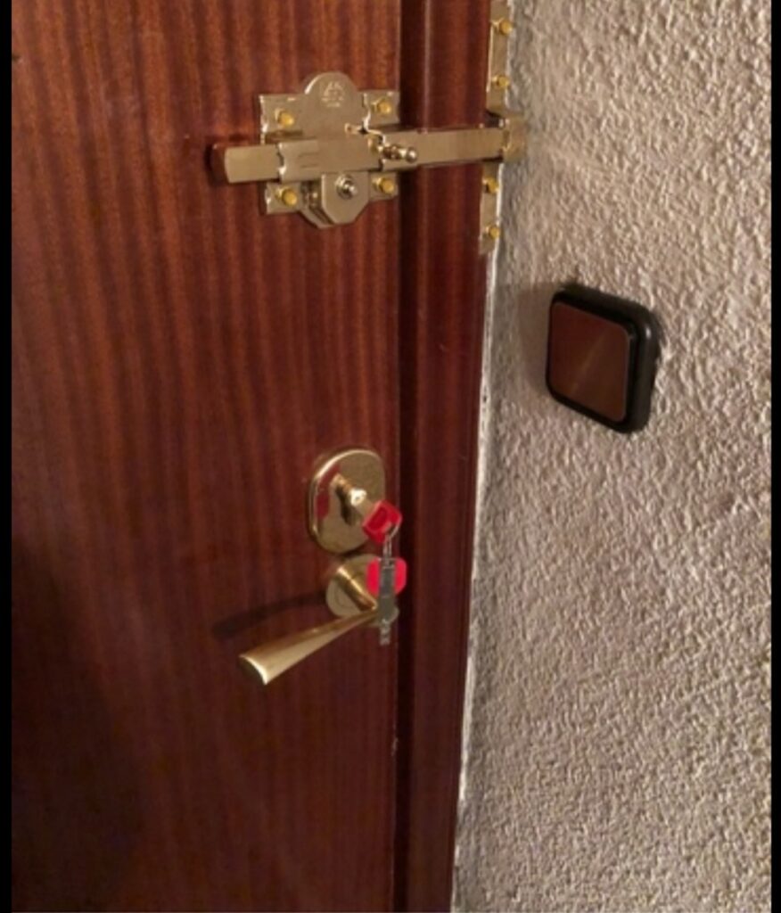 Apertura de puertas Liano